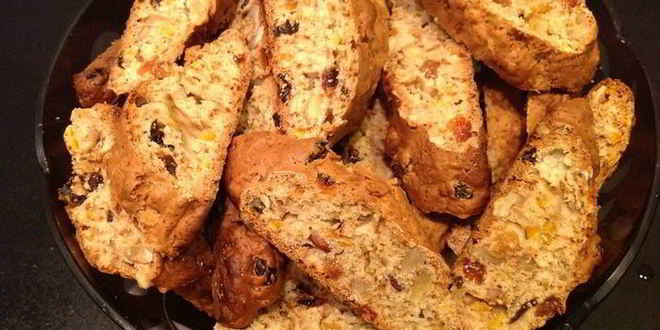 Рецепт бискотти — печенье с орехами и изюмом