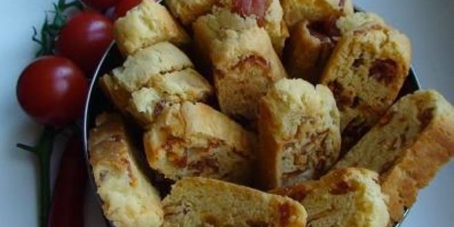 Рецепт бискотти с пармезаном, ветчиной и перцем чили