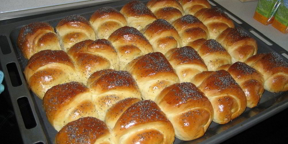 Как приготовить дрожжевые рогалики