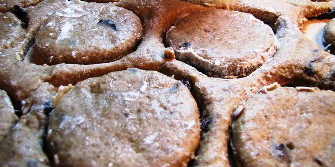 Рецепт печенье с черносливом, орехами и медом