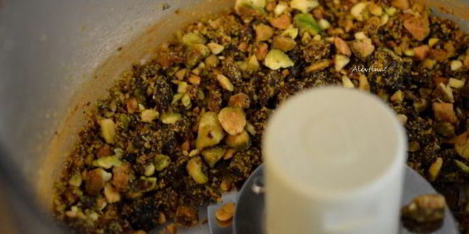 Рецепт печенье шоколадное с фисташками