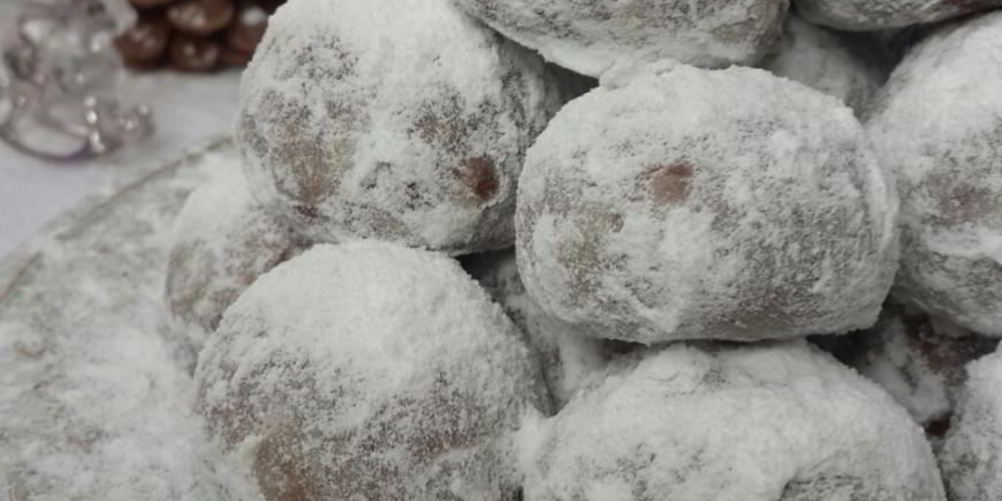 Как приготовить печенье шоколадные снежки