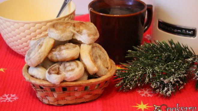 Рецепт Печенье Ушки из слоеного теста с корицей