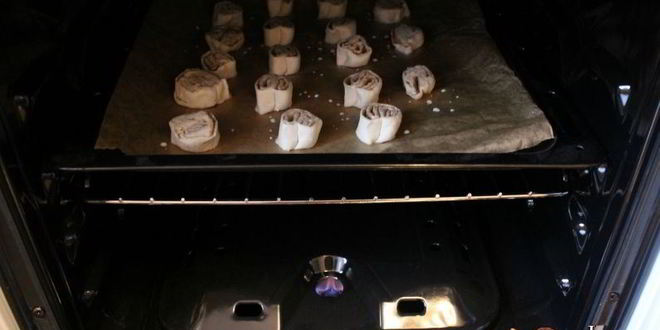 Рецепт печенье ушки из слоеного теста с корицей