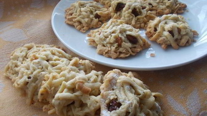 Рецепт Песочное печенье с сухофруктами