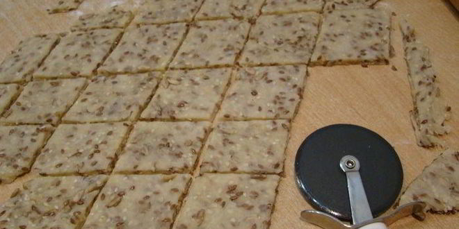 Рецепт постное соленое злаковое печенье