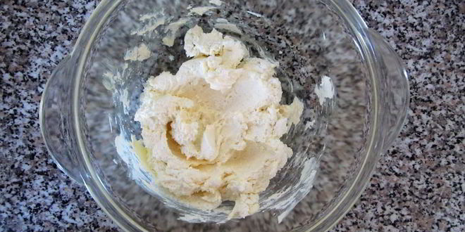 Рецепт творожно-апельсиновые рогалики