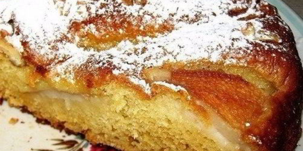 Как приготовить ароматный грушевый пирог с орехами