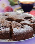 Ароматный сливовый пирог