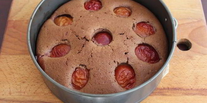 Рецепт ароматный сливовый пирог