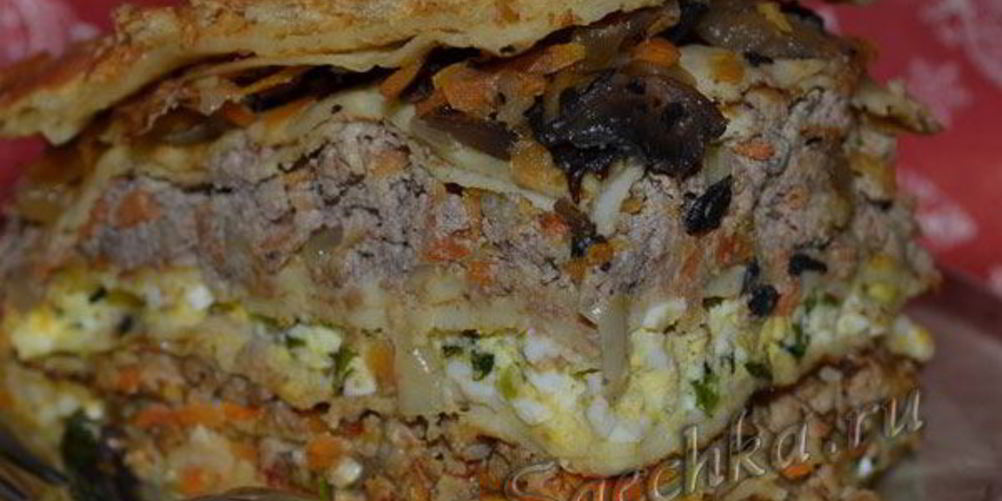 Как приготовить блинчатый пирог с мясом и яйцами