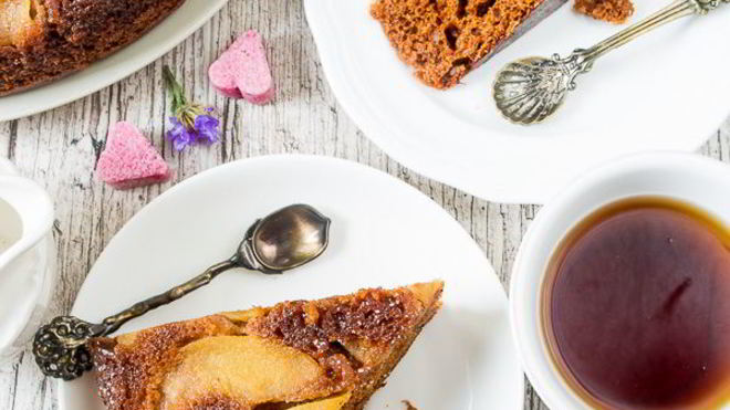 Рецепт Имбирный пирог-перевертыш с яблоками