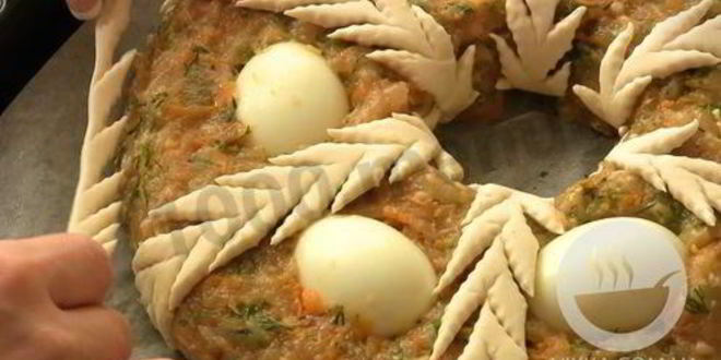 Рецепт пирог из куриного фарша рождественское кольцо