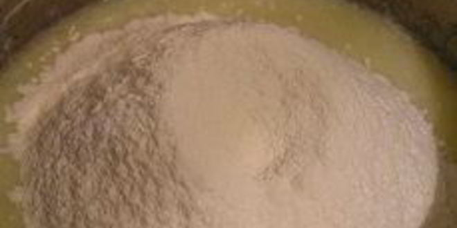 Рецепт пирога с брусникого в микроволновке