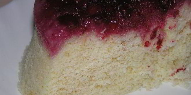 Рецепт пирога с брусникого в микроволновке