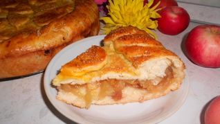 Рецепт Пирог с томлеными яблоками и вяленой вишней