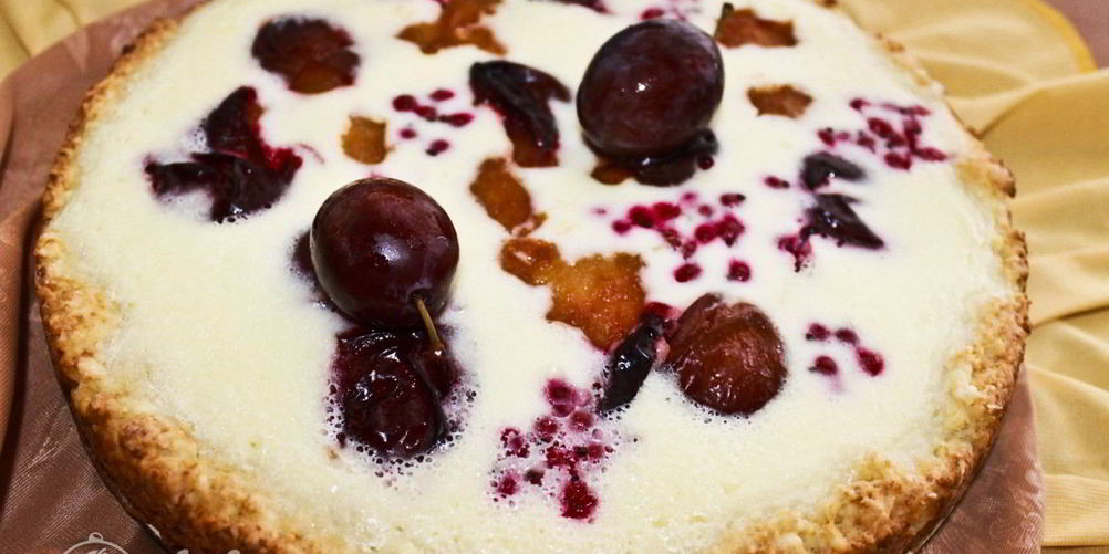 Как приготовить пирог со сливами
