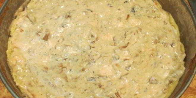 Рецепт пирог-жульен с курицей и грибами