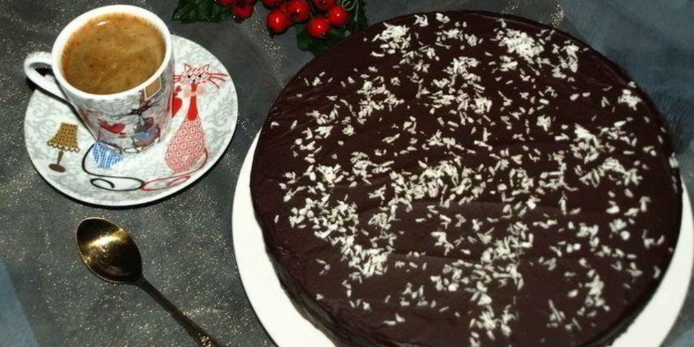 Как приготовить шоколадно-кокосовый пирог