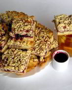 Тертый пирог с джемом