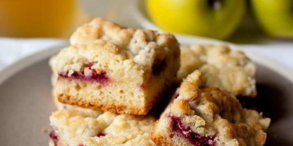 Как приготовить тертый пирог с малиной