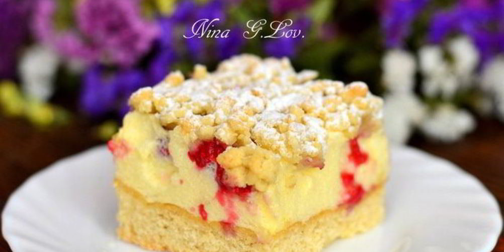 Как приготовить тертый ванильный пирог-безе с ягодой малиной