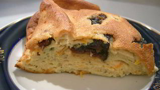 Рецепт Творожный пирог с черносливом и морковью