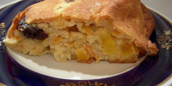 Рецепт творожный пирог с черносливом и морковью