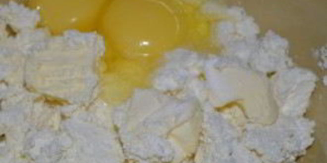 Рецепт творожный пирог с вареньем