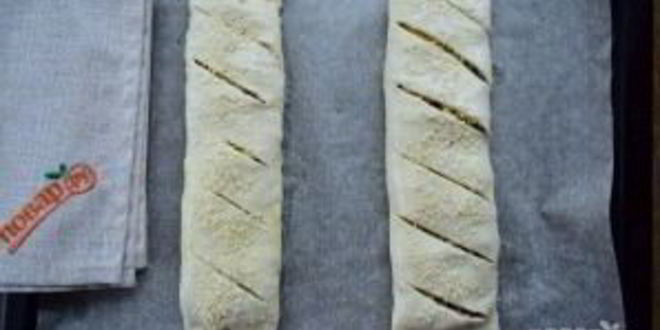 Рецепт быстрые пирожки с фаршем, сыром и кукурузой