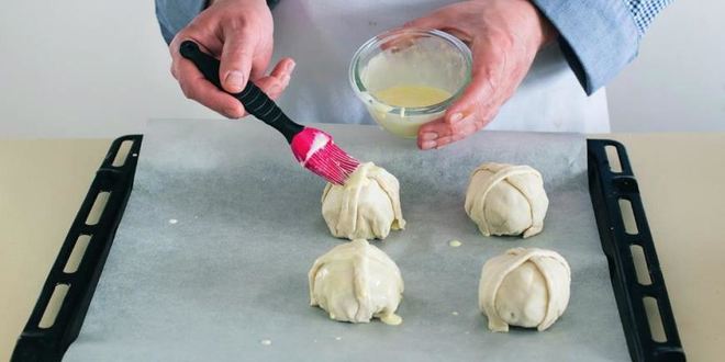 Рецепт грибы-пирожки, шампиньоны в слоеном тесте