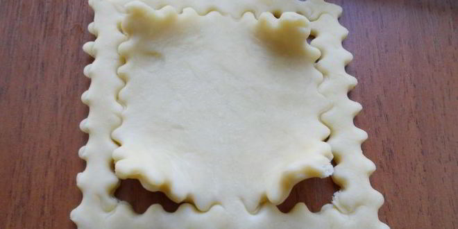 Рецепт хрустящие открытые пирожки-цветочки с грибами