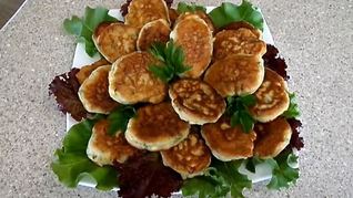 Рецепт Ленивых пирожков с яйцома и лукома ны кефире