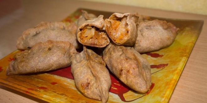 Рецепт пирожки из ржаной муки с капустой в духовке