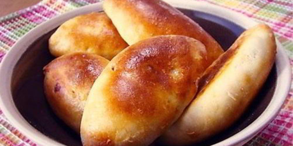 Как приготовить пирожки на сметане в духовке