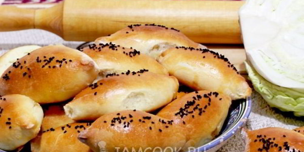 Рецепт пирожки с луком и яйцом на дрожжевом тесте