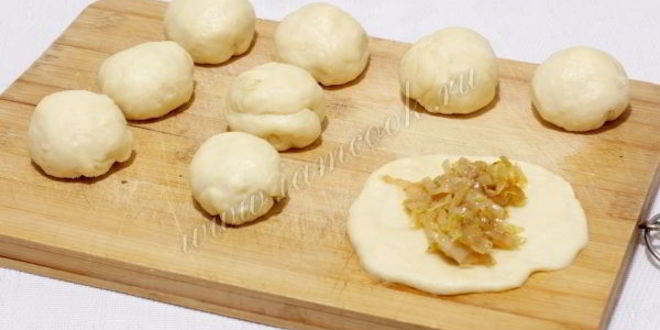 Рецепт пирожки с капустой на кефирном тесте