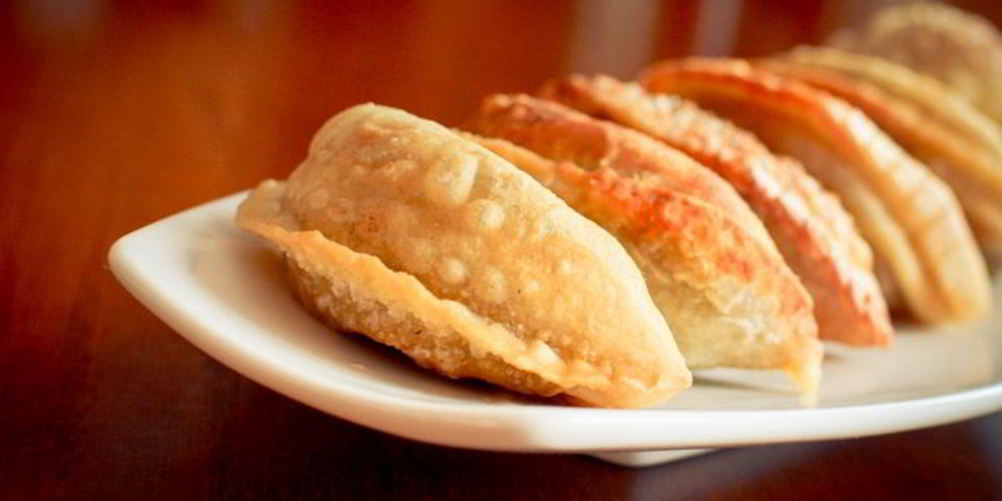 Как приготовить пирожки с лисичками и картошкой