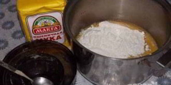 Рецепт пирожки с луком и яйцом на дрожжевом тесте