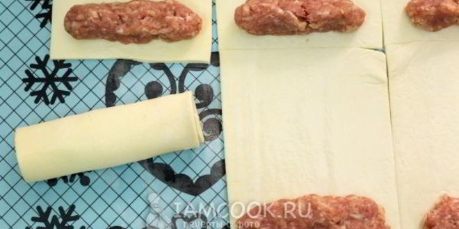 Рецепт пирожки с мясом из слоеного теста в духовке