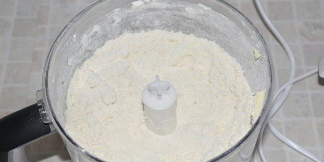 Рецепт пирожки с начинкой, тушенной в пиве и сыром