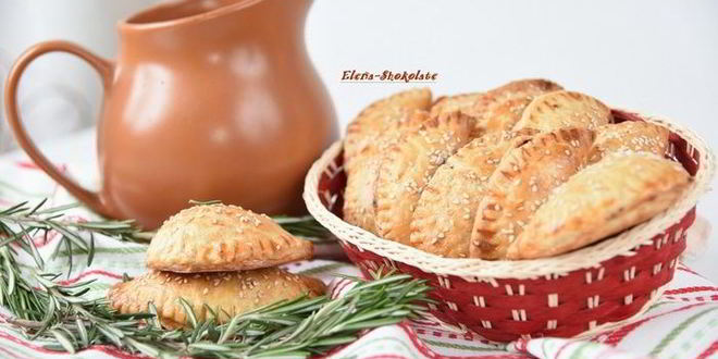 Рецепт пирожки с начинкой, тушенной в пиве и сыром