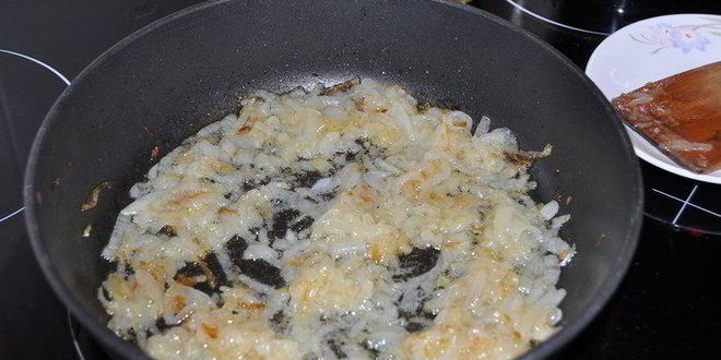 Рецепт пирожки с начинкой, тушенной в пиве и сыром