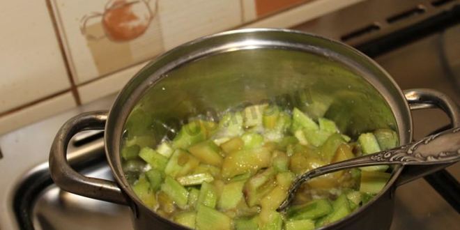 Рецепт пирожки с ревенем в духовке