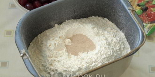 Рецепт пирожки с вишней в духовке