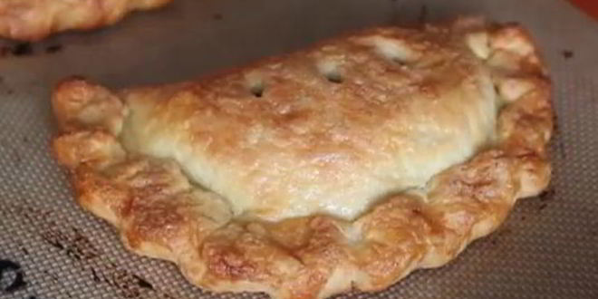 Рецепт пирожки с яблоками из творожного теста