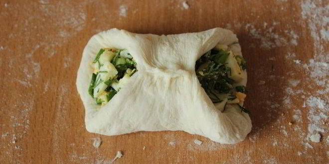 Рецепт пирожки с яйцом и пряной зеленью