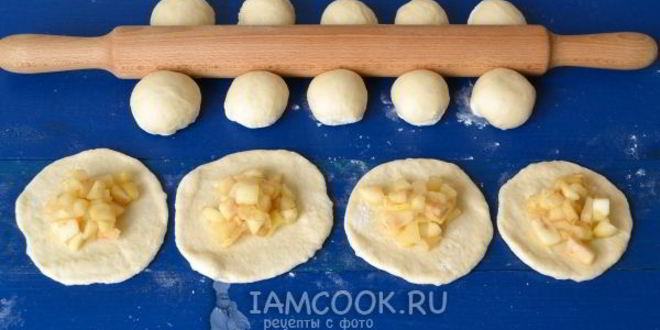 Рецепт постные пирожки с яблоками