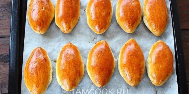 Рецепт сдобные пирожки с яблоками в духовке