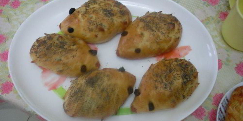 Как приготовить сладкие пирожки ежики